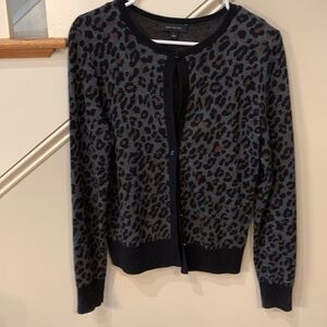 Ann Taylor like new cardigan sweater Size S